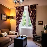 펜션 Lonsdale Retreat 펜리스