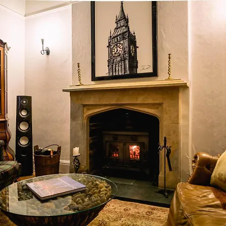 بيت للعطل Lonsdale Retreat