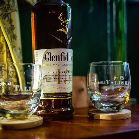 Lonsdale Retreat * بنريث