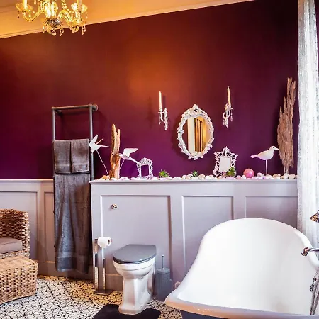 Lonsdale Retreat בית נופש פנרית'