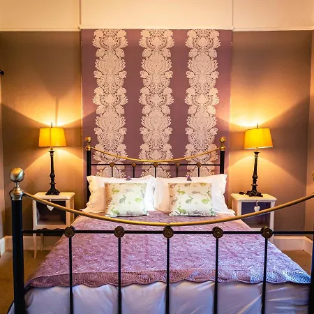 بيت للعطل Lonsdale Retreat بنريث