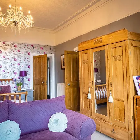 Lonsdale Retreat بيت للعطل