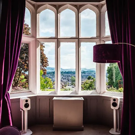 بيت للعطل Lonsdale Retreat بنريث