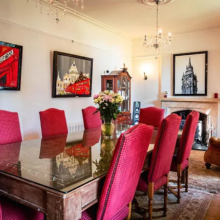 Lonsdale Retreat Σπίτι διακοπών *